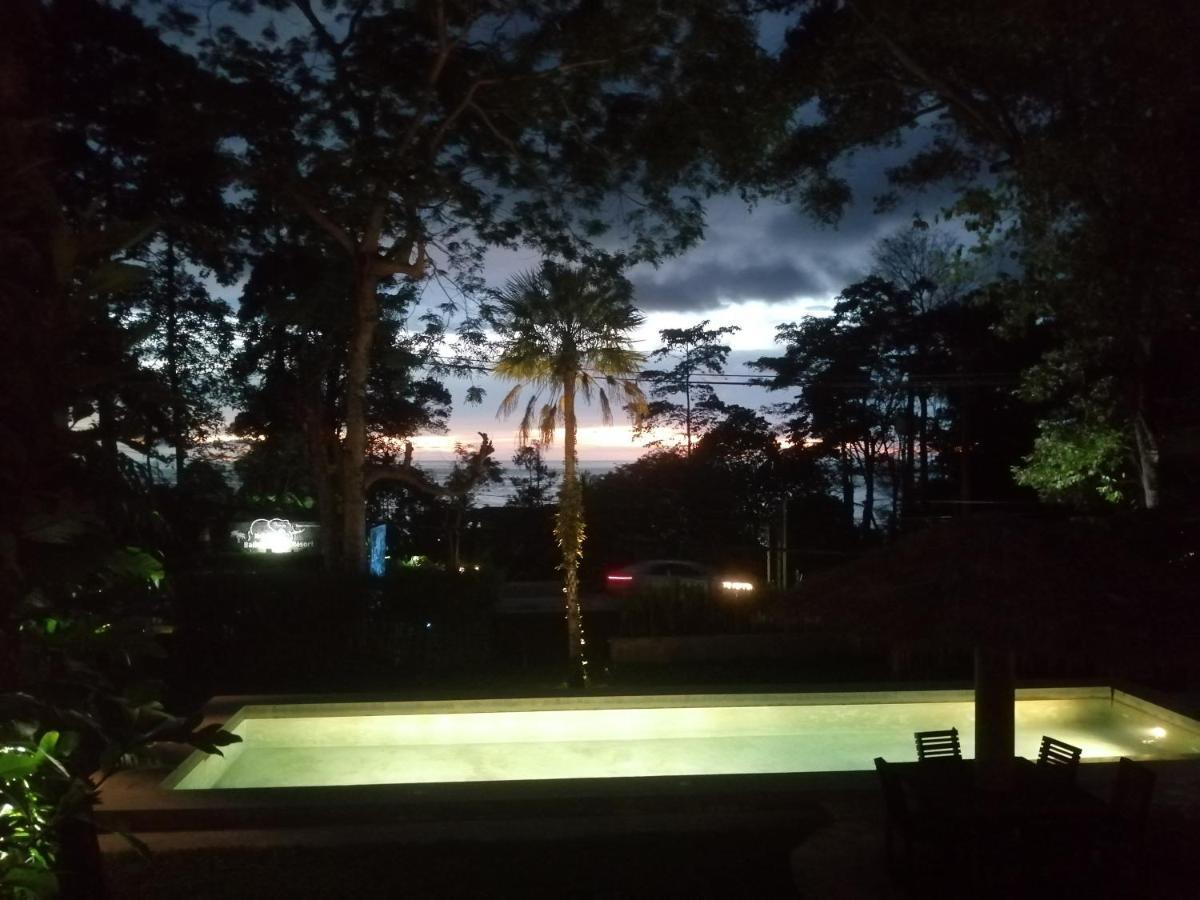 Lazy Republique Hotel Koh Chang Bagian luar foto