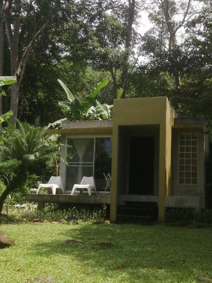 Lazy Republique Hotel Koh Chang Bagian luar foto