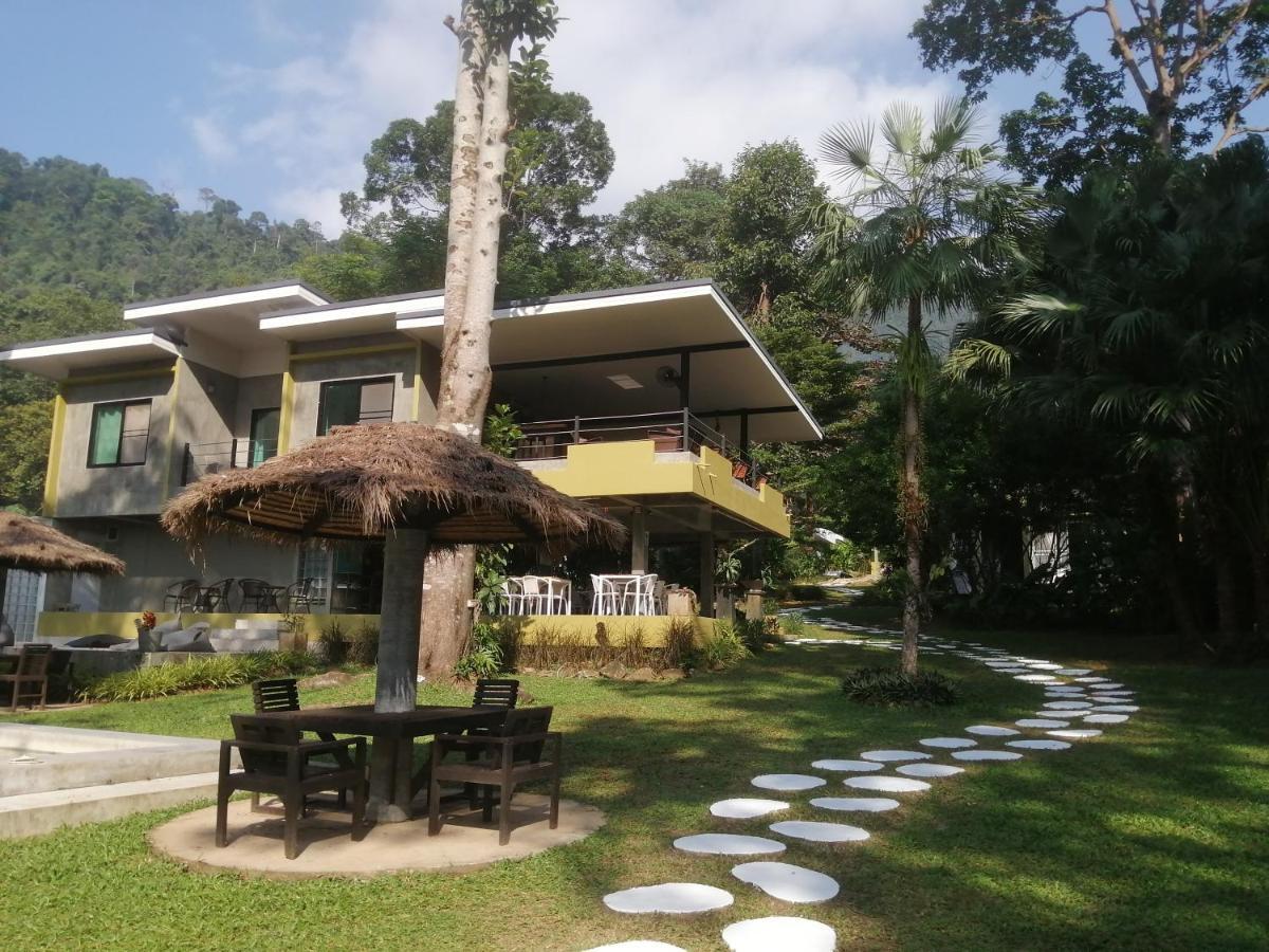 Lazy Republique Hotel Koh Chang Bagian luar foto