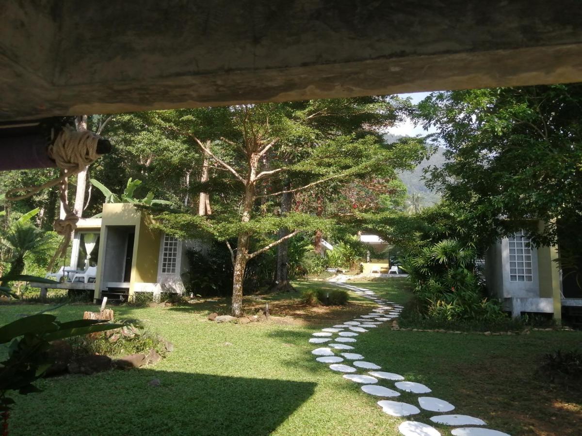 Lazy Republique Hotel Koh Chang Bagian luar foto