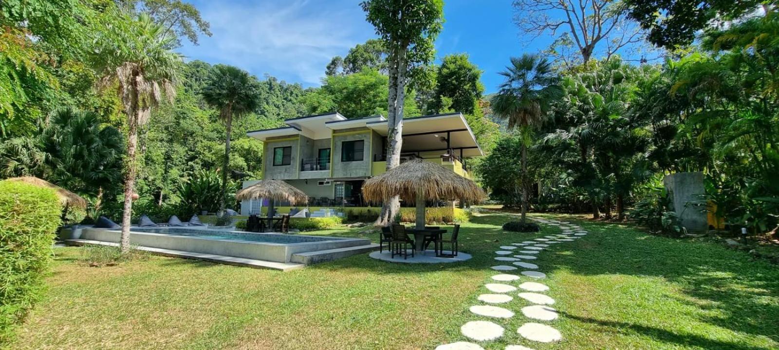 Lazy Republique Hotel Koh Chang Bagian luar foto